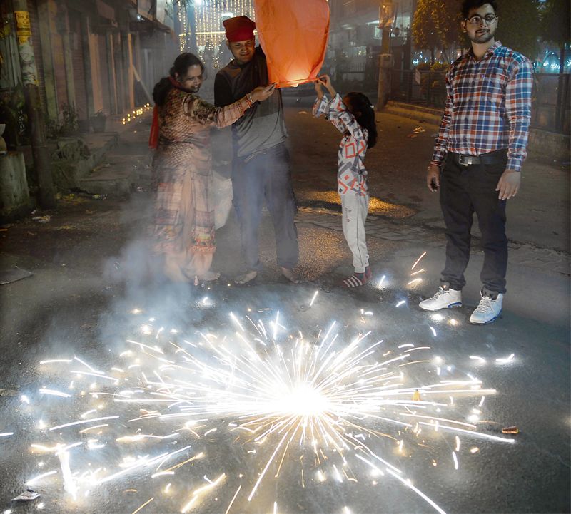 People can burst crackers from 6-9 pm this Diwali
