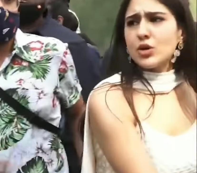 Sorry bolna please: Sara Ali Khan apologises to paparazzi after her security guard pushes photographer, watch video
