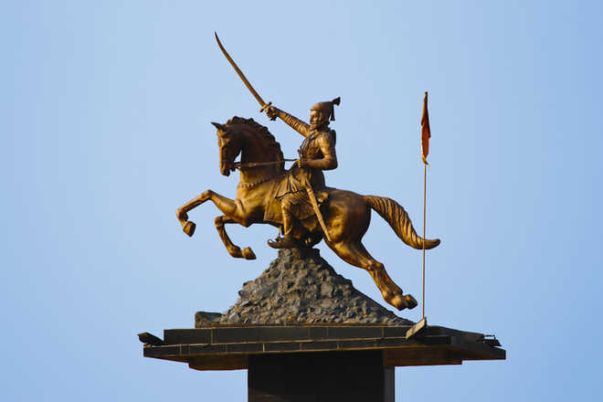 London museum correct record on general disembowelment by Chhatrapati Shivaji