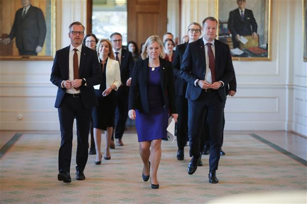 Sweden’s first female prime minister names a centre-left govt