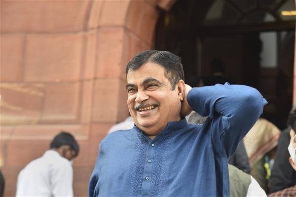 Will issue order to make it mandatory for carmakers to introduce flex-fuel engines: Gadkari