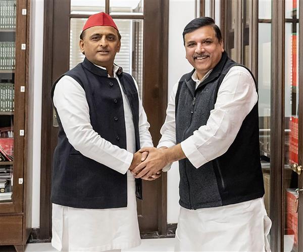 Samajwadi Party wants AAP to accommodate it in Delhi as reciprocal gesture