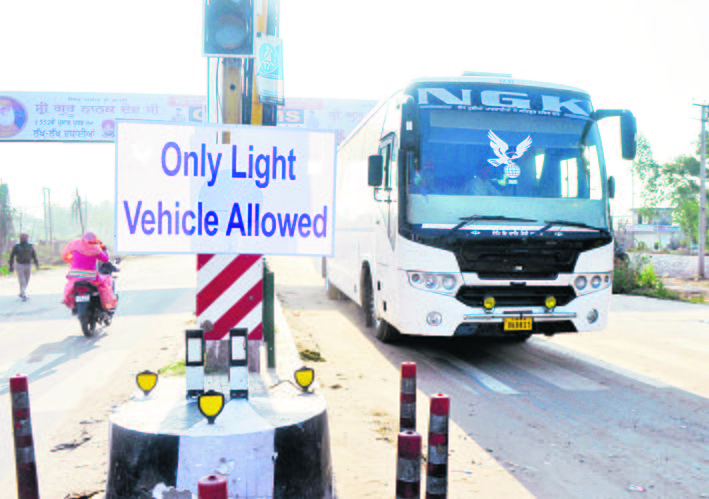 Patiala-Rajpura road opened for traffic in front of new bus stand