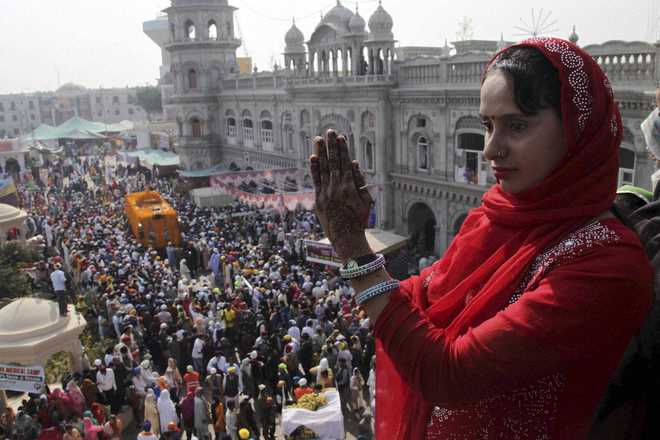 552nd birth anniversary of Guru Nanak: Pakistan issues 3,000 visas to Sikh pilgrims