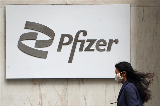 Pfizer to allow generic versions of its Covid pill in 95 countries