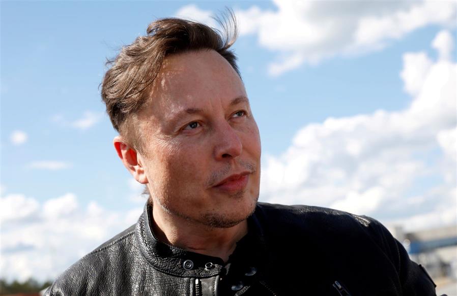 Twitter users say 'yes' to Elon Musk's proposal to sell 10 per cent of his Tesla stock