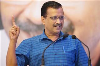 Arvind Kejriwal calls emergency meeting to tackle air pollution in Delhi