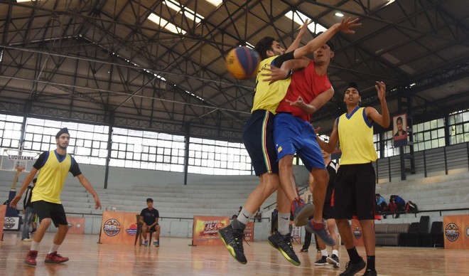 Basketball Championship: Hoopsters, hoopers clubs off to flying start