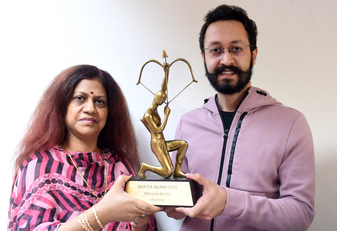 Shooter Abhishek gets Arjuna Award