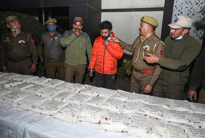 Rs 100-crore heroin seized in Jammu, one arrested