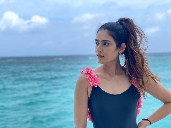 Aakanksha Singh’s pictures bag her an offer for a travel show