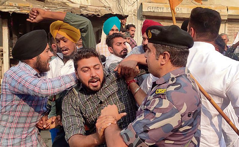 Clash during Harsimrat Badal’s Ferozepur visit