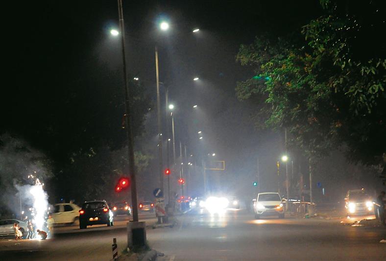 Diwali Celebrations: Despite ban, air quality worsens in Chandigarh