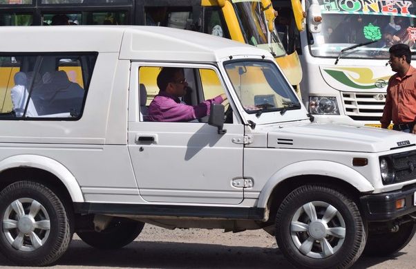 Officials allowed personal use of government vehicles by paying Rs1/km