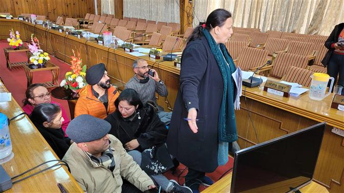 Ruckus ends Shimla MC House meeting abruptly