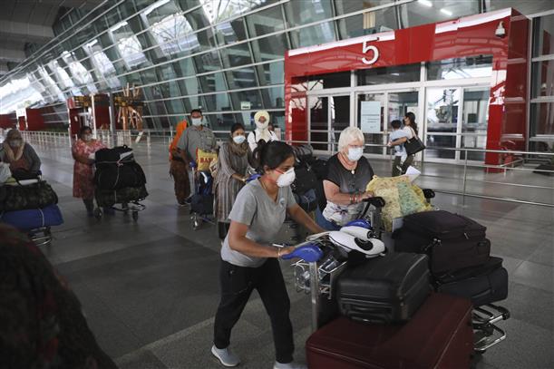 4 more international travellers test Covid positive at Delhi airport