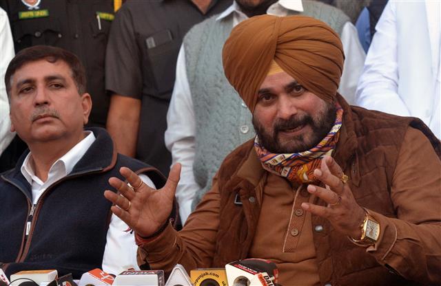Will never be showpiece to win elections, never lie to people for coming to power: Navjot Sidhu