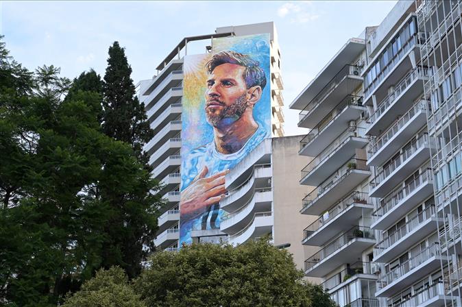69 metre high Messi Mural appears in hometown Rosario