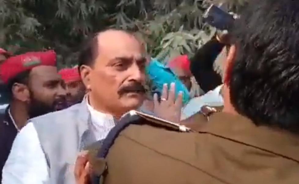 SP MLA ‘headbutts’ cop during protest in UP’s Chandauli