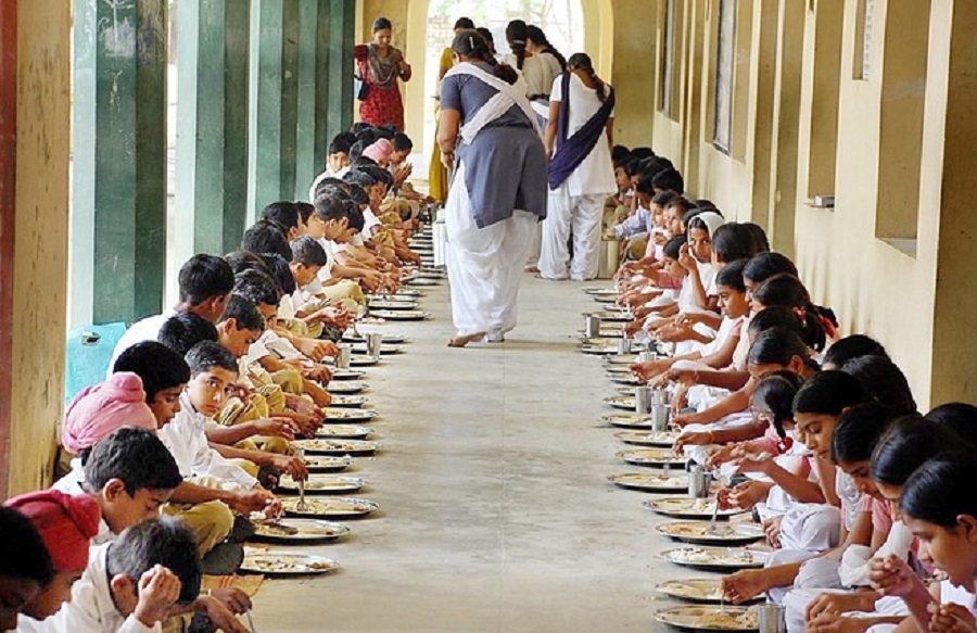 Bengal asks schools to prepare to provide cooked mid-day meals to junior classes