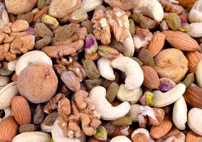 Centre eases norms for import of Afghan dry fruit