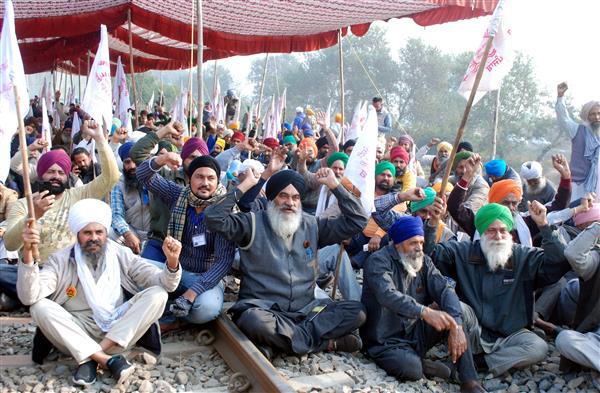 Farmers go on indefinite 'rail roko' protest over demands