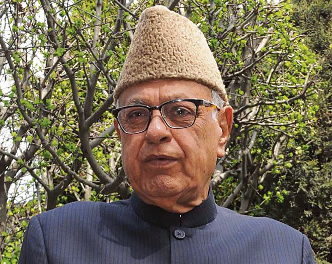 Farooq Abdullah hints at fighting polls with PAGD allies