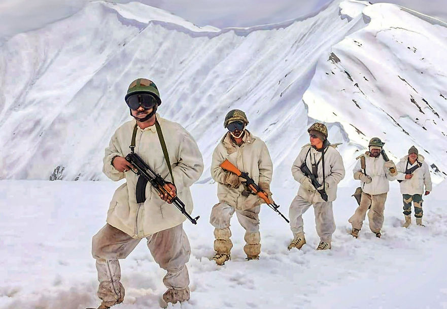 DRDO hands over tech for extreme cold weather clothing to 5
