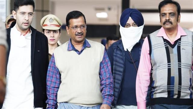 This dark-complexioned man doesn?t make false promises: Kejriwal attacks Channi
