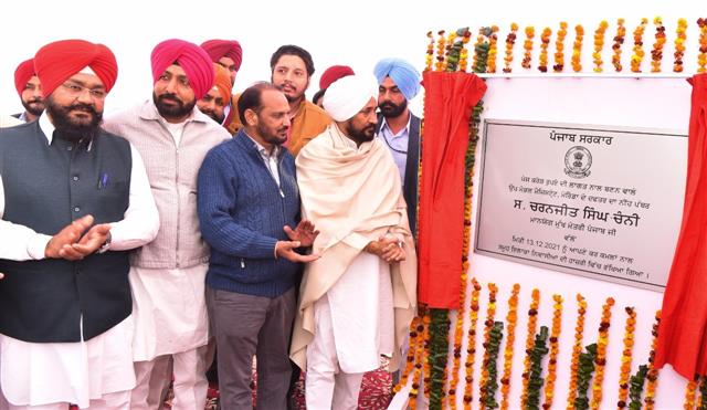 Punjab CM lays stones of projects worth Rs 100 cr in Kharar, Morinda