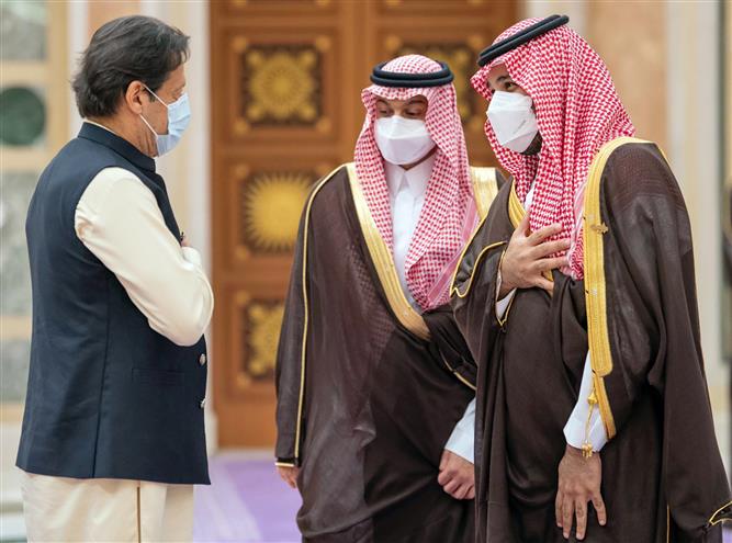 Pakistan receives USD 3 billion from Saudi Arabia to help stabilise country?s economy