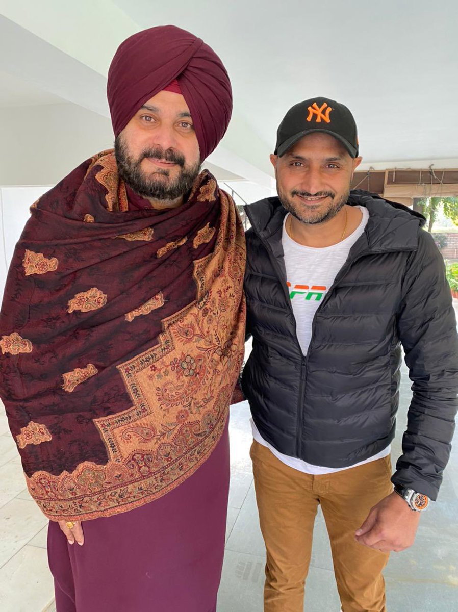 'Loaded with possibilities': Navjot Singh Sidhu posts photo with Harbhajan Singh