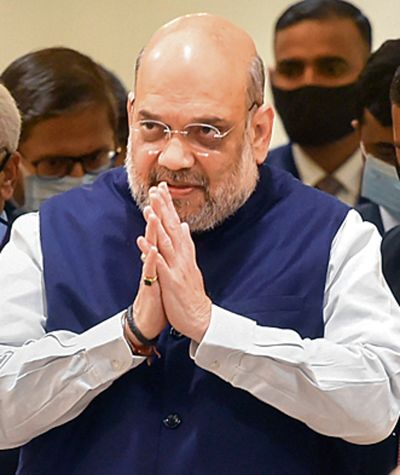 Form dedicated anti-narcotics task force, Amit Shah directs states