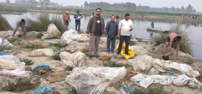 Op Red Rose: 1.1L-kg lahan seized from island in Sutlej