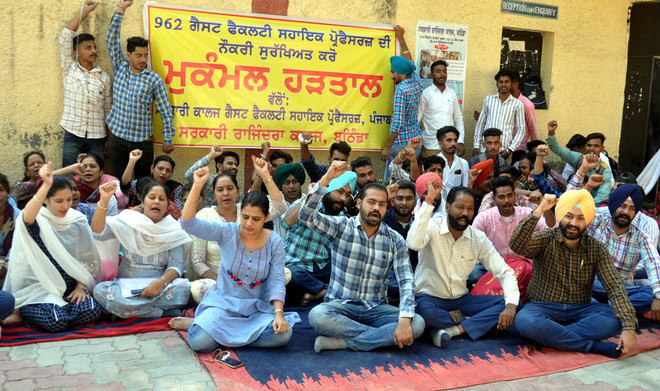 Punjab teachers strike work over UGC pay scales