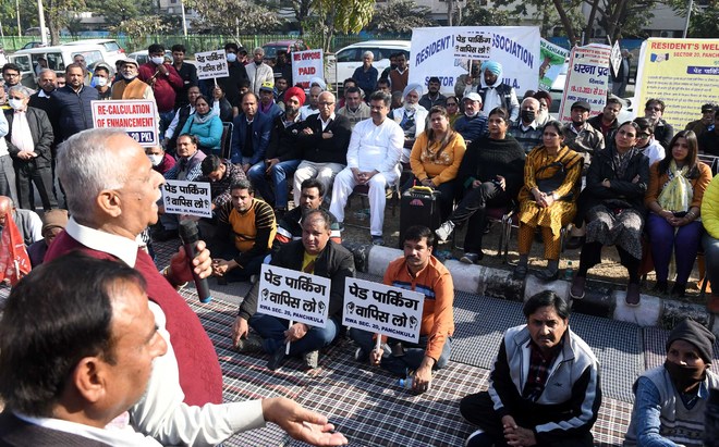 Panchkula: Sector 20 residents bear brunt of protest against paid parking