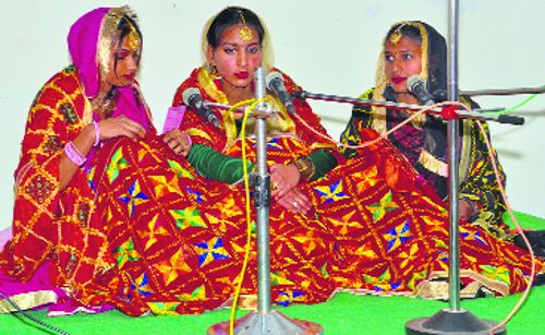 Youth festival: Folk, traditional songs mark penultimate day