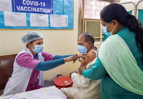 AIIMS chief calls for PPP for large-scale rollout of COVID-19 vaccination programme