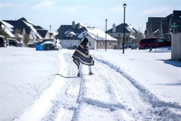 Texas deep freeze leaves millions without power, 21 dead