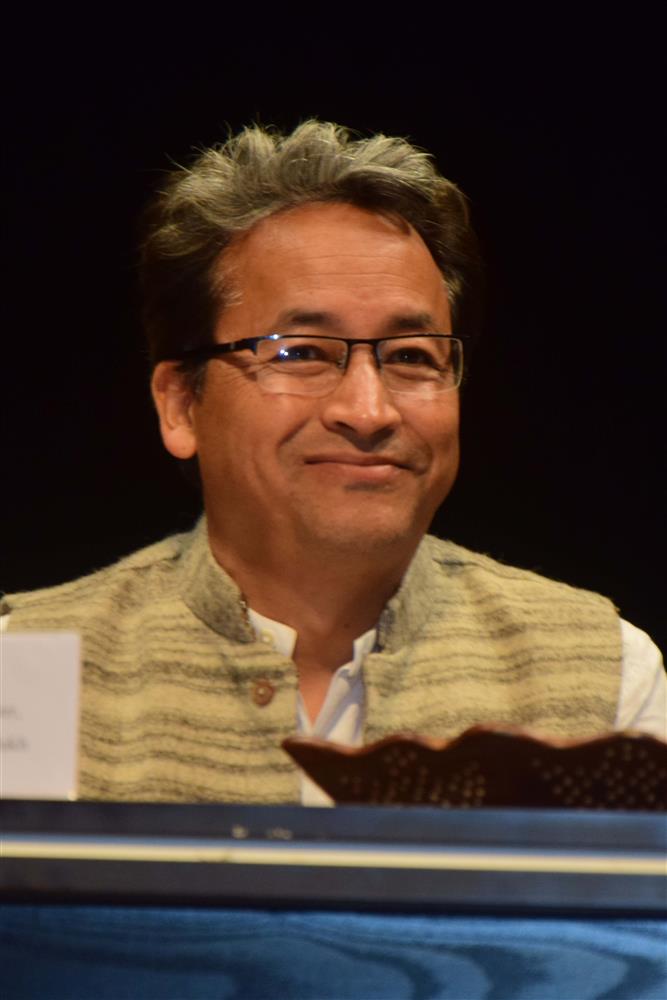 Innovator Sonam Wangchuk develops solar heated tent for Army personnel