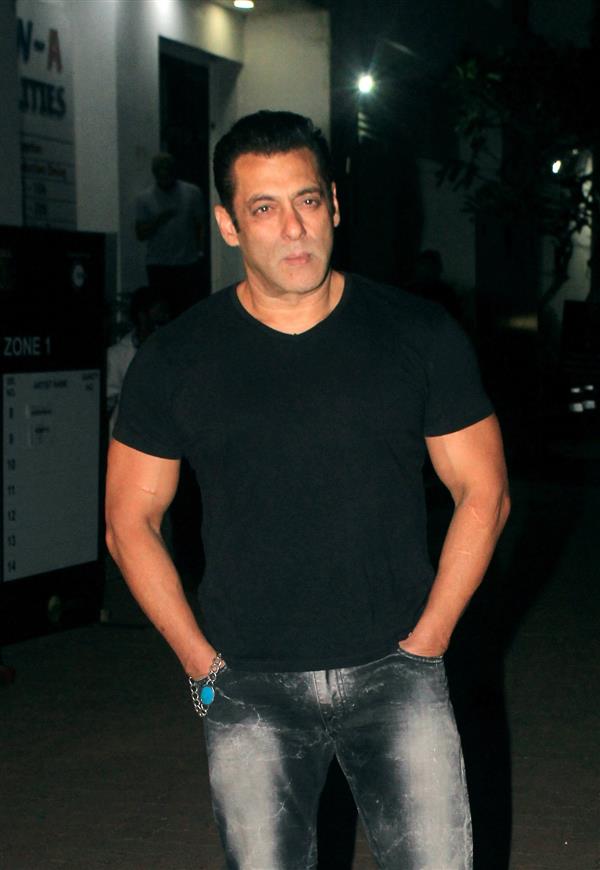 Salman Khan gets relief in Blackbuck poaching case, pens note of thanks for fans
