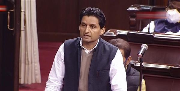 When PM says he is a phone call away, then who is between him and farmers, wonders Deepender Hooda