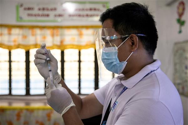 Philippines offers nurses in exchange for vaccines from Britain, Germany