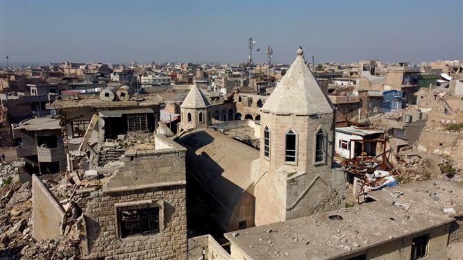 In Iraq, pope to visit Mosul churches desecrated by Islamic State