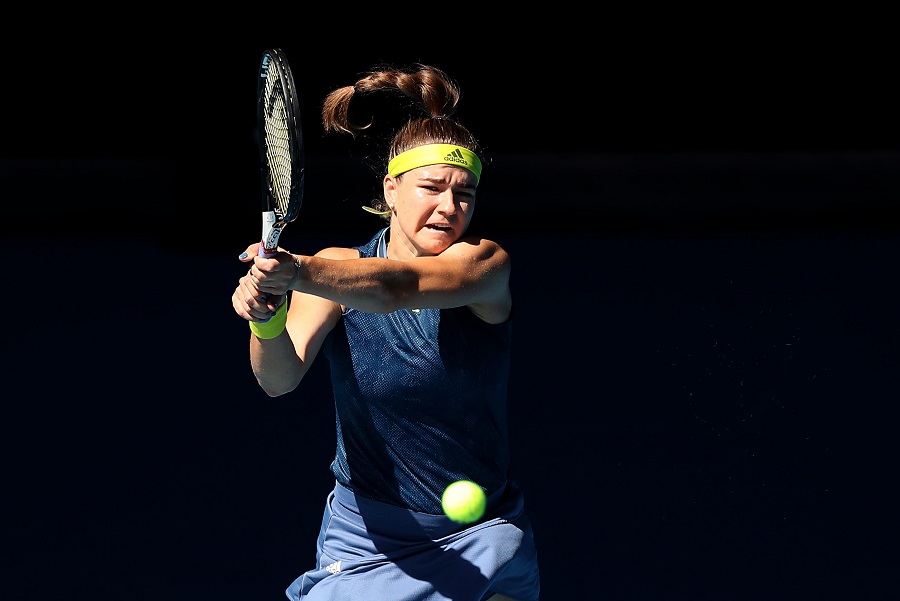 Muchova overcomes dizziness to beat Barty, reaches Australian Open semis