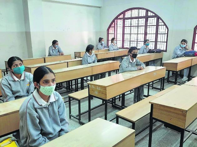 Punjab schools report spurt in Covid cases, cause major concern
