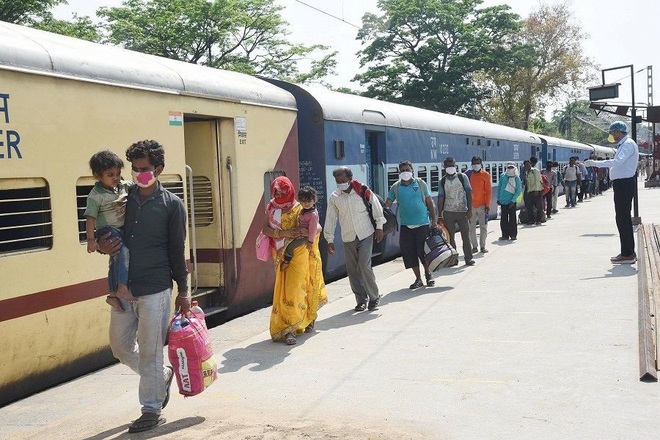 Passengers flay hike in train fare