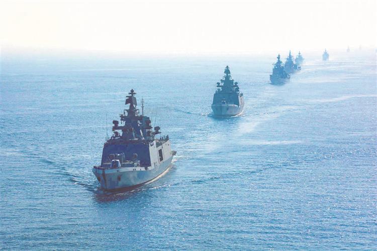 Expand maritime footprint to check China