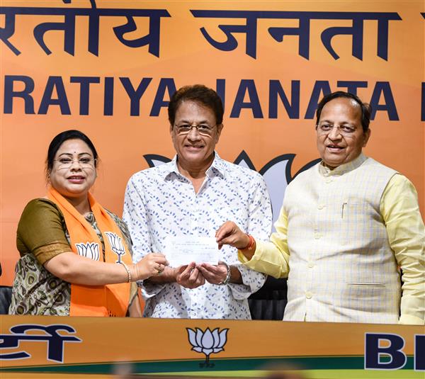 Actor Arun Govil of Lord Ram fame in Ramayana serial joins BJP