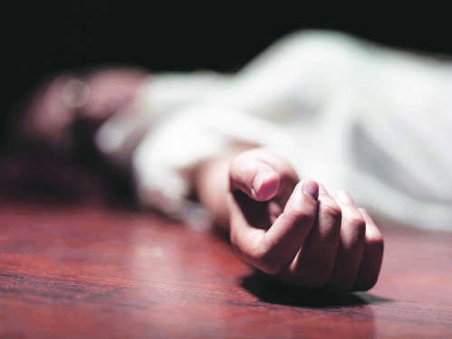 Young couple commits suicide on railway tracks